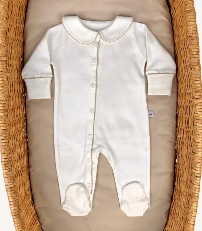 Organik Önden Çıtçıtlı Bebe Yakalı Kroşe İşlemeli Tulum